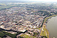 Luftbild des Chempark Dormagen mit einem Teil des Rheins.